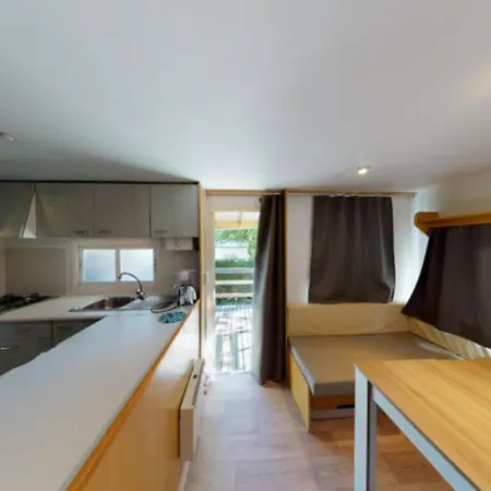 Mobil-home Cosy 5 Pers Avec Terrasse - Api-1-52-1240 Vic-sur-Cère