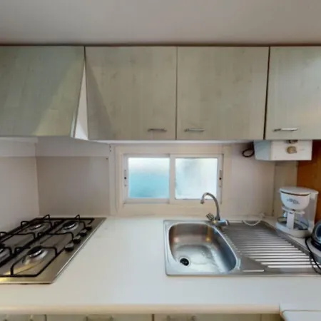 Parque de Campismo Mobil-home Cosy 5 Pers Avec Terrasse - Api-1-52-1240 Vic-sur-Cère