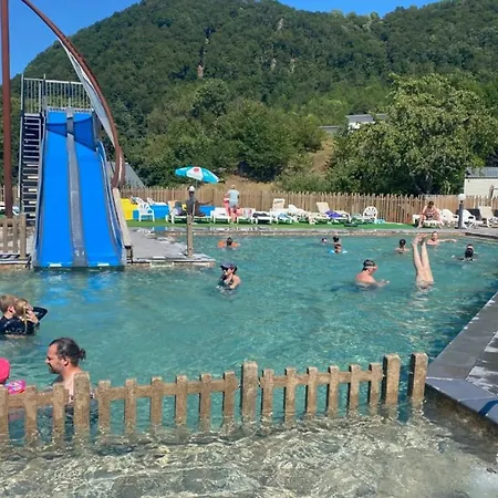 Mobil-home Cosy 5 Pers Avec Terrasse - Api-1-52-1240 Vic-sur-Cère