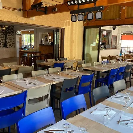 Mobil-home Cosy 5 Pers Avec Terrasse - Api-1-52-1240 Кемпинг